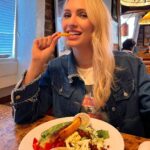 Eleonora Albrecht Instagram - Thanks Florida for the amazing trip 💗🌟 See you soon ❤️ #usa #travelusa #america #florida #fortlauderdale #fortlauderdalebeach #venicefortlauderdale #cruise #americanfood #americanlife #miami #miamibeach #southbeach Florida, USA