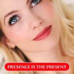 Eleonora Albrecht Instagram - Listen to the new Christmas Song “Presence is the Present” by OARA 🎄 Find it on all the platforms such as Youtube, Spotify, ITunes, Deezer… MERRY CHRISTMAS 🌟 #christmassong #christmas #christmasmusic #christmasmood