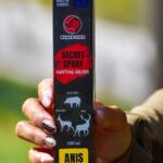 Eliška Štefanicová Instagram - S přípravkem #secretspray od @lovjinak už zvěř nezradí vaše stopa 👣 #bohemialov#chevaliersweden#lovjinak#hunt#hunting#huntinglife#huntingseason#lovehunting#huntinggirl#huntingwoman#outdoorwomen#outdoor#outdoorgirl#girlwhohunt#girlshunttoo#huntress#hunters#hunter#czechhunter#shooting#gamemanagement#myslivost#forest#huntingphoto#instahunt#wildboarhunting#wildboarhuntress