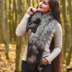 Eliška Štefanicová Instagram - #foxwoman 🦊 #autumnmood#bohemialov#chevaliersweden#smile#hair#fashion#autumn#hunt#hunting#huntinggirl#huntingwomen#outdoor#outdoorwomen#outdoorgirl#hunter#hunters#huntress#czechhuntress#czechhunter#czechgirl#huntinglife#lovehunting#outdoorlife#wildlife#gamemanagement#myslivost#polovanie#polovnictvo#huntingphoto