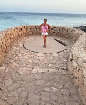 Eliška Štefanicová Instagram - #fuerteventura ❤️

#canarias#spain#hotel#sea#summer#sun#holiday#holidayseason#holiday#island#beach#beachlife#beachvibes#sunsetlovers#czechgirl#czechgirls#summertime#summervibes#happy#life#sealovers#nature#wild#wildlife#girl#girls#travel#travelphotography#traveling#swimsuit