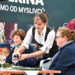 Eliška Štefanicová Instagram – A jedeme dál!! 🍽️ Ve 14 hodin nás čeká další letošní kuchařská show na @fresh_festival v Liberci 😍

#cmmj#primafreshfestival#huntinggirl#huntingwoman#outdoor#outdoorwoman#outdoorgirl#hunter#hunters#czechhunter#huntress#girlhunttoo#girlwhohunt#girlpower#huntinglife#nature#forest#life#liberec#gamemanagement#myslivost#polovanie#naturelife#lovenature#animals#wild#food#foodfestival#festival#foodporn