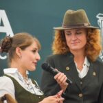 Eliška Štefanicová Instagram - A jedeme dál!! 🍽️ Ve 14 hodin nás čeká další letošní kuchařská show na @fresh_festival v Liberci 😍 #cmmj#primafreshfestival#huntinggirl#huntingwoman#outdoor#outdoorwoman#outdoorgirl#hunter#hunters#czechhunter#huntress#girlhunttoo#girlwhohunt#girlpower#huntinglife#nature#forest#life#liberec#gamemanagement#myslivost#polovanie#naturelife#lovenature#animals#wild#food#foodfestival#festival#foodporn