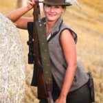 Eliška Štefanicová Instagram - 🌾 #bohemialov#chevalier#franchifeelsright#feelsright#kahles#silencer#girlwithguns#hunt#hunting#huntinggirl#huntingwomen#hunter#hunters#shooting#summer#sunset#girl#girls#beauty#wild#wildlife#nature#pretty#model#summertime#waidmannsheil#huntingseason#huntinglife#lovehunting#huntingfoto