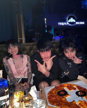 Elijah Canlas Instagram - saket naman nun!