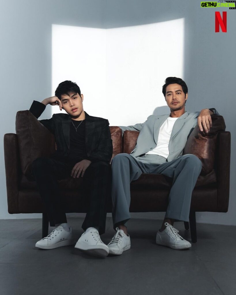 Elijah Canlas Instagram - The chemistry is chemistry-ing! And according to Zanjoe and Elijah, it was instant. They bonded as bros from the very first look test. “Pinagawa sa amin yung jab, jab, straight [scene], and parang happy na agad is direk nung nakita niya paano kami mag-adlib on the spot, paano namin ginawa ’yung Joma and Jayjay characters,” Zanjoe reveals. Adds Elijah, “And honestly, it’s hard not to like this guy. Sobrang vibe talaga kami and [’yung] tiwala. It’s our first time to work together pero yung tiwala lang din niya with a younger actor like me, to fulfill my role.” Catch more of Elijah Canlas and Zanjoe Marudo's chemistry in Keys to the Heart, now playing on Netflix 🎹🥊 📷: @borgyangeles #ZanjoeMarudo #ElijahCanlas #KeysToTheHeart #Netflix