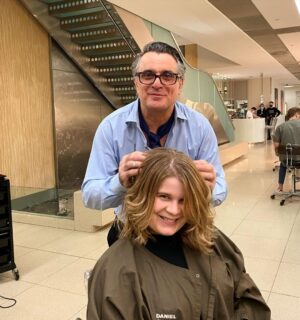 Eliot Salt Instagram - Just had a DREAM of a morning getting my hair cut by the wonderful @linocarbosiero who is a genius and a delight
Follow him to become as obsessed as I already am x ✂️