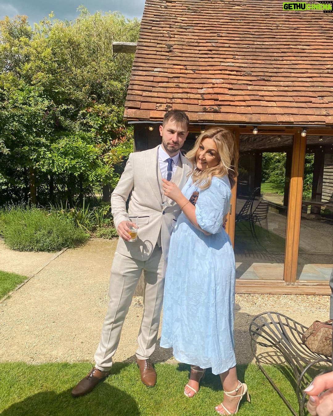 Eliot Salt Instagram - Big time CONGRATULATIONS to my beautiful friends for getting MARRIED and making a big wonderful day for everybody 💒