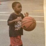Elisha Williams Instagram - I’ve been in the public eye for a really long time. This is when I was 2 yrs old in the news paper for basketball. Dare2Dream #WilliamsLegacy #EJWilliams #happythoughts #happythanksgivng #keeppushing #actor #nba #athlete #ilovewhatido #Showman #wonderyears #Dean