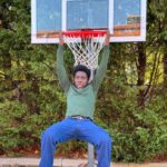 Elisha Williams Instagram - Had to lower the rim to do this but it was definitely worth it 😂 #thewonderyears #season2