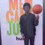 Elisha Williams Instagram – About last night…Good to have my mom out with me she’s usually behind the scenes. #ilovemymama #WhiteManCantJump #movierpremiere #premiere #movie #night #out #greatnight #instagreat #hulu #basketball🏀 #nba #entertainment