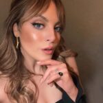 Elizabeth Gillies Instagram - 3 days ‘till 30 🍸💀
