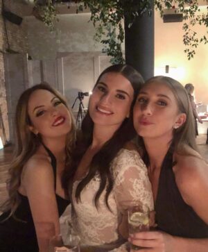 Elizabeth Gillies Instagram - My best friend’s wedding! It was unforgettable, elegant, timeless…just like the bride. Congratulations, my beautiful Kristin (and Pete)! Love you so much 🌹