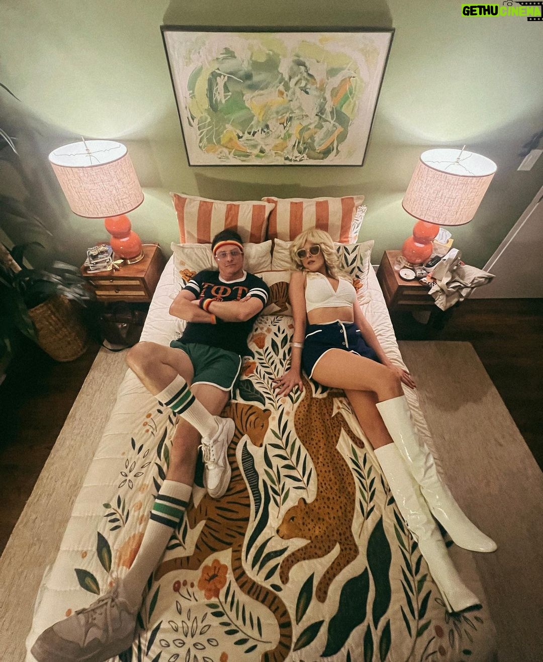 Elizabeth Gillies Instagram - Missing these two today🌿🐅