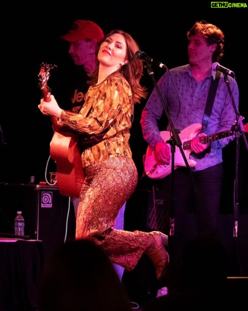 Ella Hooper Instagram - Can’t wait to be kicking me heels up once again! Tomorrow at @anitastheatrethirroul marks THE FINAL WAY OUT WEST SHOW with the bad ass, inspiring @jamesreyne_official ~ it’s been UNBELIEVABLE. 17 shows alllllll across the country. The nooks AND the crannies! I’ll make a soppy post tour post after the weekend I’m sure.. But for now! Better go and re-paint my dying gig boots, one, last, time. (As if to insinuate I will have a new shoes on the next tour… pffft. I won’t. I can’t find any new fucking shoes that I like! Hence the constant re-painting. Anyways! Have a nice day! Xx Ella Photo credit: @joforster11