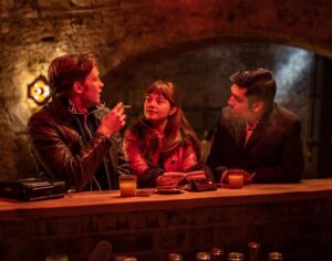 Ella Lee Instagram - Ich freu mich total mit euch die tolle Serie „Unsere Wunderbaren Jahre 2“ teilen zu können, die ab jetzt in der @ardmediathek zu streamen ist!! Historisch, Love, drama.. it has it all ✨ (und amazing Regie @missmirathiel)

Und am 11., 15. und 22. März um 20:15 im Ersten :) 
 
#uwj2 #unserewunderbarenjahre2 #daserste #ardmediathek #wdr #ufa #ufaproduction #historicseries #1969