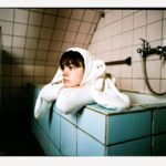 Ella Lee Instagram – Rabbit in bath by @feeglory