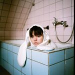 Ella Lee Instagram – Rabbit in bath by @feeglory