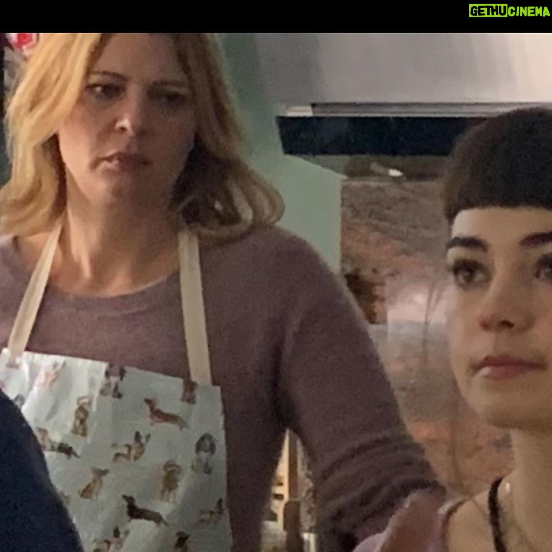 Ella Lee - 6.1K Likes - In front of the camera/ behind the camera ✨💕
#mirellaschulzerettetdiewelt out now on @tvnow.de
.
.
.
.
.
.
.
#tvnow #germansitcom #sitcom