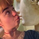 Ella Lee Instagram – Ahh nothing better than a bit of Culture during lockdown #digitalvacation
.
.
.
.
.
.
.
.#greenscreen #culture #museum #ellalee #digital #agenturneidig somewhere in the world