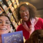 Ellen Hillingsø Instagram - Er i klar over hvor SVÆRT det er at ta’ en selfie med hund ? I morgen d.26 oktober vil det vælte ud med selfier med hund for der udkommer #hundensbog på @forlagetgyldendal og vi @hellajoof , @mikkelfonsskov , @kreakosten , Darwin , Ruby , Purdey og jeg kan næsten ikke vente !! HURRAAAA hvor vi glæder os 🎉🐶🐾🐶 Har du selv prøvet at ta’ en selfie med din hund ? Synes du selv det var nemt 😜 ? #swiperight👉 og se hvordan det gik for Helsky , Darwin og mig , sagde hunden ( jo jo jo det måtte siges det lå JO lige til højrebenet 😜😜😜)