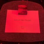 Ellen Hillingsø Instagram - Sikke en aften 🎯 #ehrengard instruktion #billeaugust SMUKKE kostumer og scenografi #hendesmajestætdronningen @detdanskekongehus . #sidsebabettknudsen er SKØN som storhertuginden @alicebierzanden lyser , det ansigt ✨🌟💫….. #ehrengard kommer på @netflixnordic , glæd jer…. Læs novellen den har @forlagetgyldendal genoptryk #enjoy