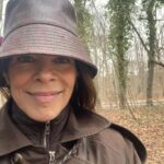 Ellen Hillingsø Instagram - Bølle-hatten is back. Ruby og Carla kigger bare. Purdey gider dem ikke VOV bliver der råbt VOV