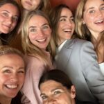 Ellen Hillingsø Instagram - Tak @birdisbirdmanagement for en dejlig og meget inspirerende frokost med disse dejlige Ladies @lullulamb @sofielassenkahlke @neelronholt @ditteylva 💓🩷