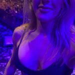 Ellie Goulding Instagram - ¡Gracias México por tan caluroso recibimiento! Se hizo larga la espera, pero mereció la pena. Agradecida con ustedes siempre y espero volver muy pronto. Arriba México lindo ❤️❤️❤️❤️
