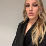 Ellie Goulding Instagram - I actually made it to #TFA’s to celebrate some of the most extraordinary talent in fashion , new and legendary 🖤 Thank you @moncler @sacaiofficial for a lovely evening @britishfashioncouncil @weareviolet @kyledevolle @piferi Royal Albert Hall