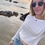 Ellie Goulding Instagram - Cali has been good to me. 🌊 🌻🌞✨