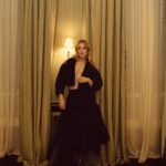 Ellie Goulding Instagram - Moi, moi, et moi @marcjacobs 📸 @jrcmccord Pariiiis