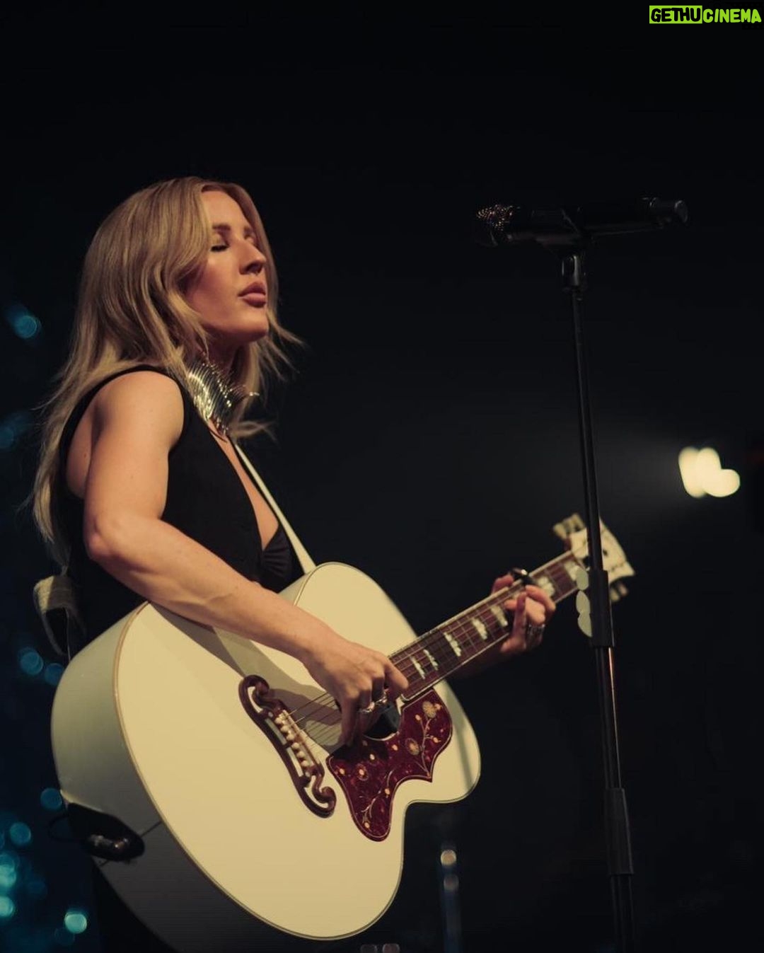 Ellie Goulding Instagram - Thank you Manchester. Adore you ❤️ 📷 @jrcmccord @stellamccartney