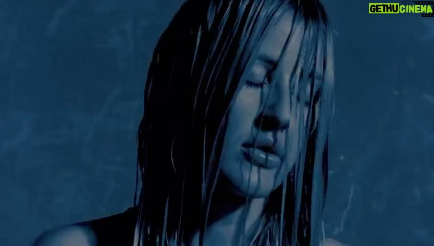 Ellie Goulding Instagram - My fourth album Brightest Blue was released 3 years ago. I still love it madly. Happy Birthday x Tell me in the comments- what was your favourite track, and why? X