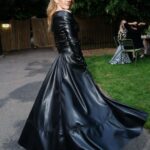 Ellie Goulding Instagram - Can we allow a Serpentine Party redo … because my stylist @georgmedley posted better ones which I have now stolen 🤣 Thank you to @philosophyofficial for this beautiful goth glam creation. I am so lucky to work with (and wear) the very best 🖤🖤🖤 Hair @anastasiastylianou Make up @monaleannemakeup Thank you for having me @hansulrichobrist and @bettinakorek