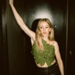 Ellie Goulding Instagram - Tired chic 🌿 @acnestudios
