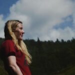 Ellie Goulding Instagram - I am overwhelmed with gratitude to be the recipient of The Perfect World Foundations Conservation Award (even if I was surprised while on a fieldtrip to the Rainforest!). To follow in the footsteps of previous winners and my all time heroes Dr Jane Goodall and Sir David Attenborough feels surreal to be honest. This is one of the world’s most prestigous conservation awards, and I will not waste this incredible endorsement of my activism. As many of you know, (not least because you come with me and hype me up) I’ve been on this journey for a number of years. And as you’ll also know, I have often struggled with my legitimacy proposing solutions for one of the greatest challenges we’ve ever experienced. I thought … who am I to offer solutions to mend our broken relationship with the beautiful biosphere that sustains us. But at some point I realised the people we elect and pay to do this stuff… they often don’t come through 😒 (understatement lolz) So if we don’t take action, who will? Thank you for your support and the mandate that you give me to speak up and out, I have built my confidence. From corals to rainforest, I have had the opportunity to stand alongside and highlight the work of some of the most amazing earth defenders we have. Now there’s no stopping me! At least until we get that Perfect World. Thank you to @tpw_foundation and thank you all of you who trust me to speak up for your future. Love Ellie x