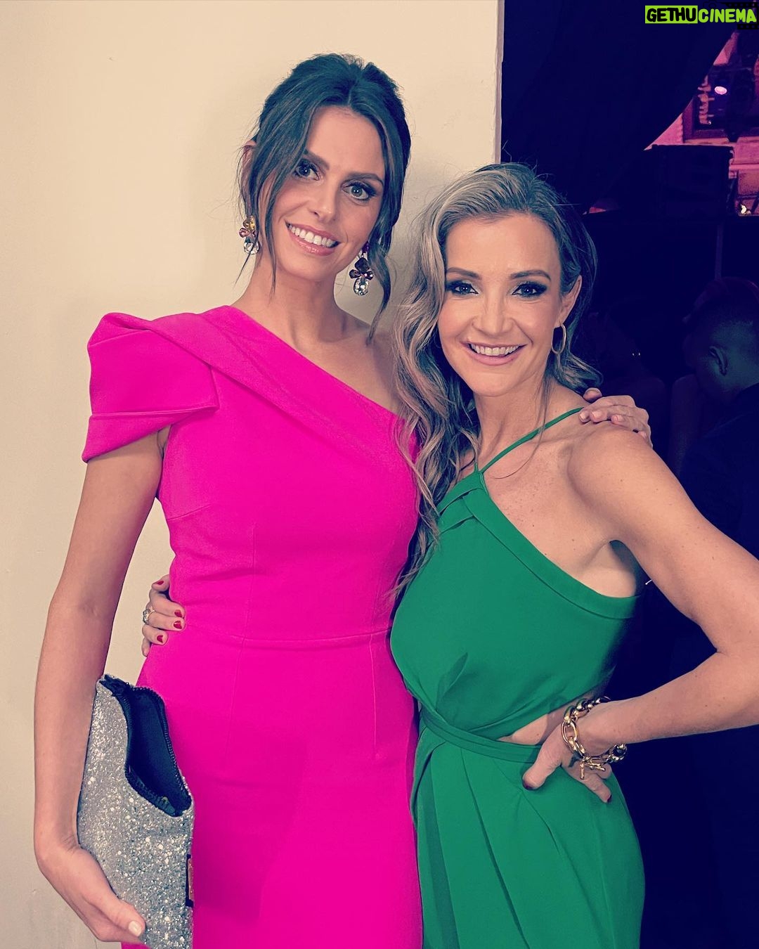 Ellie Taylor Instagram - Gorgeous night at the Pride of Britain Awards with the @bbcstrictly crew. We heard incredible stories about some truly inspirational people. Starting the day grateful that we live in country of such good eggs. Dress @safiyaa_official 💕 Bag @iknowthequeen Styling @tesswrightstylist 💫