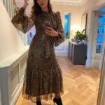 Ellie Taylor Instagram – Serving you ‘new stepmom from the city dresses inappropriately for rural school’s nativity’. Just @queensofarchive lending me another belter of frock. If it hasn’t got a puff sleeve and shoulder pads, what’s the f*cking point.

(They send me stuff. I wear it. I send it back. Gorgeous and sustainable. #gifted)