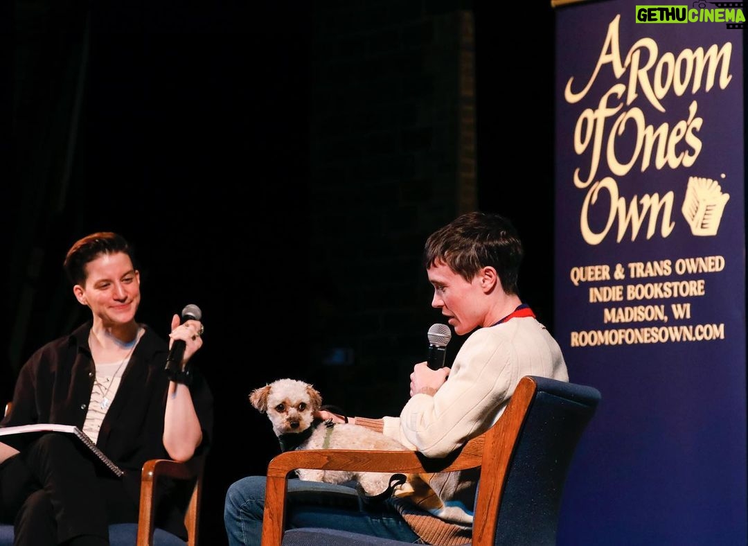 Elliot Page Instagram - @theogermaine and I backstage at The Barrymore Theater in Madison, WI. Thank you so much to Theo for moderating and @roomofonesownbooks for hosting. And to the full house in the audience, you made my first trip to Madison really special. ❤️ Oh and Mo enjoyed making his tour debut too 🐶
