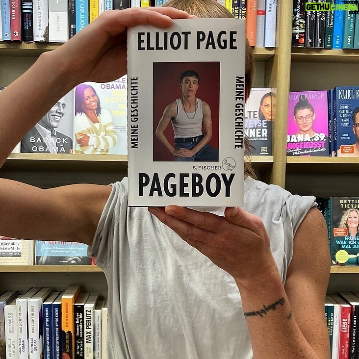 Elliot Page Instagram - Support independent bookstores! A massive thank you to each and every one who has chosen to carry Pageboy ❤️📚