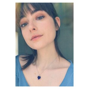 Ellise Chappell Instagram - Love love love my new little glass blue heart from lotsolove.org 💙 Each heart comes with a sterling silver 18” chain, the postage is free (UK only) and all profits go to supporting the NHS! Click the link in my bio to get yours and support 💙 #nhs #healthheroes #supportthenhs