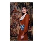 Ellise Chappell Instagram – #alessandrarich #pfw #aw20 💙 photo by: @germanlarkin ✨