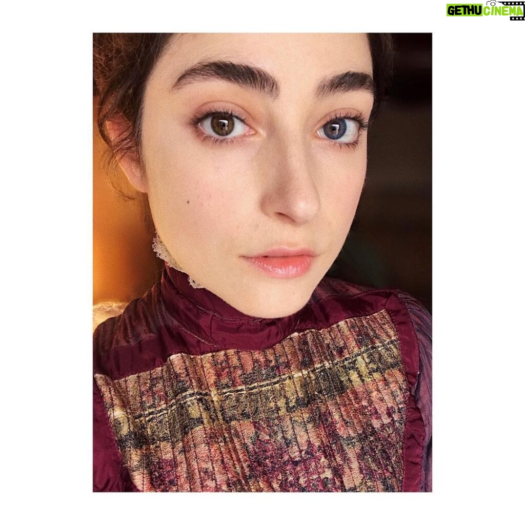 Ellise Chappell Instagram - No matter how hard I tried I just could not work a contact lens in/out in less than 45 minutes. But I got to have a blue eye! ‘Miss Scarlet & The Duke’ - coming soon 🕵🏼‍♀🎬