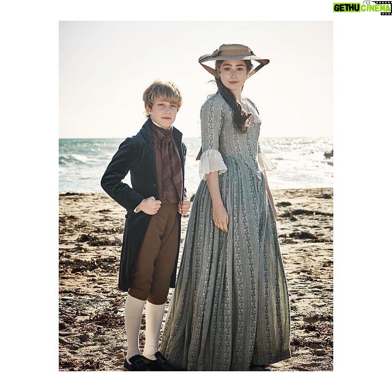 Ellise Chappell Instagram - My heart is full. Playing Morwenna has been a highlight of my life and I feel so lucky and proud to have been given the opportunity to portray her incredible story. Thank you to everyone who has loved her, I’m going to miss the Poldark lovefest so much but wowowow what an amazing cast, crew, production team and fan base. I’ve walked away with friends for life, and experiences I will never forget ♥️ MY HEART. IS. FULL. Poldark for the last time at 8:30pm tonight on BBC1 x I’m going to be a mess x @official_poldark @bbcone Cornwall