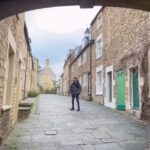 Ellise Chappell Instagram - a satisfying start thanks January 🪞🍊🌿🌷💙🦉🌝📚🪱☀️🐏⛽️💆🏻‍♀️🫀🛁