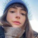 Ellise Chappell Instagram - ❄️🧣☕️ ✨🌿🎨🛷🦌🧤🌬💙