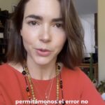 Eloísa Maturén Instagram - A propósito de aceptarme, integrar todo lo que he sido y soltar el dolor para ser cada día más humana. Y desde esa vulnerabilidad profunda, llena de amor y empatía mirar alrededor y reconocer que todos libramos nuestra propias batallas y hacemos lo mejor que podemos a cada momento. Ver a mi madre y liberarla de ese rol imposible de ser perfecta. Liberarme para poder liberarla. 🦋❤️‍🔥🚀 Saber también que es un proceso, toma tiempo, paciencia y mucho mirar adentro. Se aprende a vivir viviendo, estamos todos en ello. Madrid, Spain