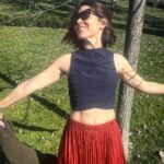 Eloísa Maturén Instagram - Último día de 43 ❤️‍🔥 2023 Gracias por la crisálida 🦋 Rituales de despedida, alegría de vivir y solecito Borges, siempre Borges Mi primer amigo de la Universidad @lberriz 28 años de hermandad y contando. Lo que la UCV ha unido que no lo separe nadie. Lorca y Madrid La felicidad de lo simple
