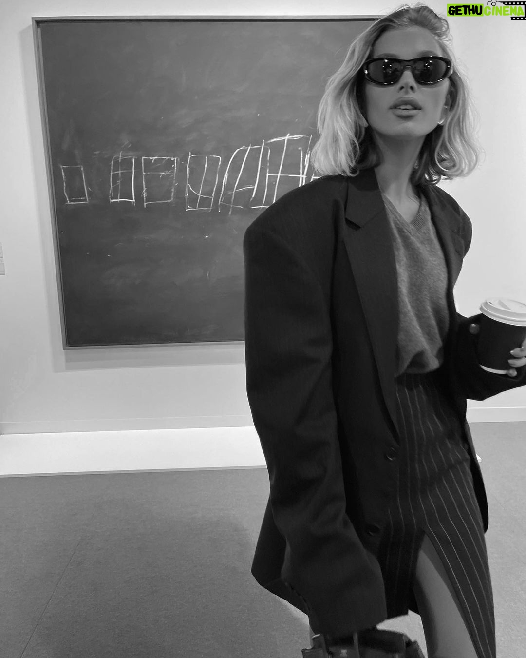 Elsa Hosk Instagram - Art, design, food and friends combined are some of my favorite things🫶🎨🖼️❤️ Miami Art Week & Art Basel